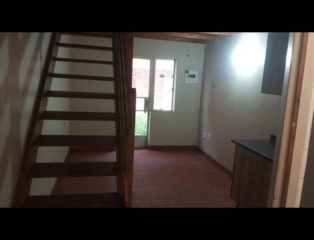 1 BEDROOM APARTMENT FOR SALE IN SUNNYSIDE